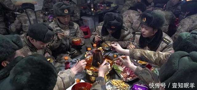 备有多强?帐篷睡袋可抵御零下四十度酷寒冰球突破豪华版手机版高寒地区的单兵装(图4) 备有多强?帐篷睡袋可抵御零下四十度酷寒冰球突破豪华版手机版高寒地区的单兵装(图4)